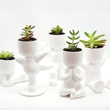 boy fat plantes en pot stl 3d l'impression modèle la maison pottedplants robert robertplant les pots poupée principal art sculptures à l'intérieur 3d print model - Mito3D