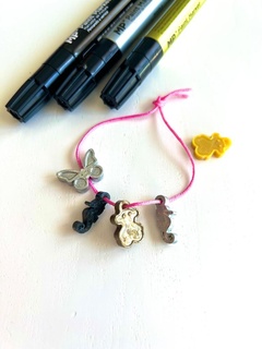 bracelet handicrafts original color pint teddy bear seahorse butterfly 3d print model - Mito3D