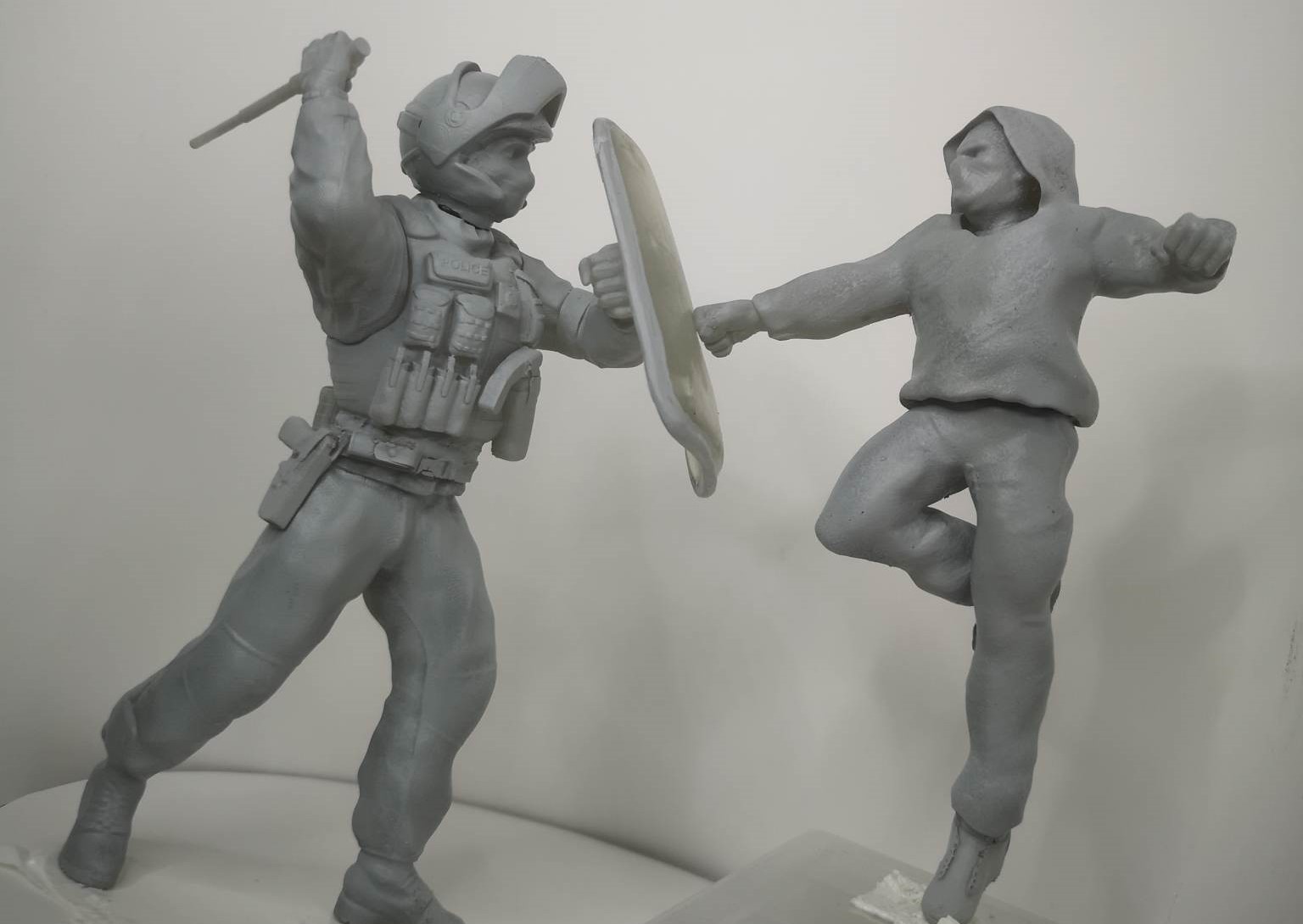 brav m crs polis isyan jandarma uslu kırıcı tezahür Fransa kalkan lbd Etkinlik siyah blok heykelcik diyorama 3D print model - Mito3D