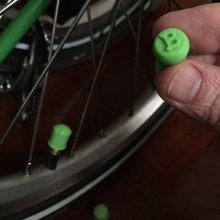 brompton logo sur gadget de vélo roues 3d print model - Mito3D