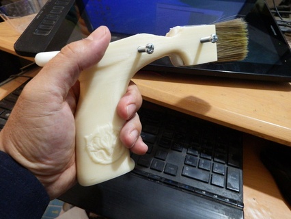 brosse pince titulaire soutien retenue peinture ergonomique outils outil DIY pinceau peindre 3d print model - Mito3D