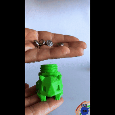 bulbasaur botella gorra envase charmander gameboy color juego chico escuela politécnica nintendo pixel pokemon pokemons cifras juguete vídeo 3d print model - Mito3D