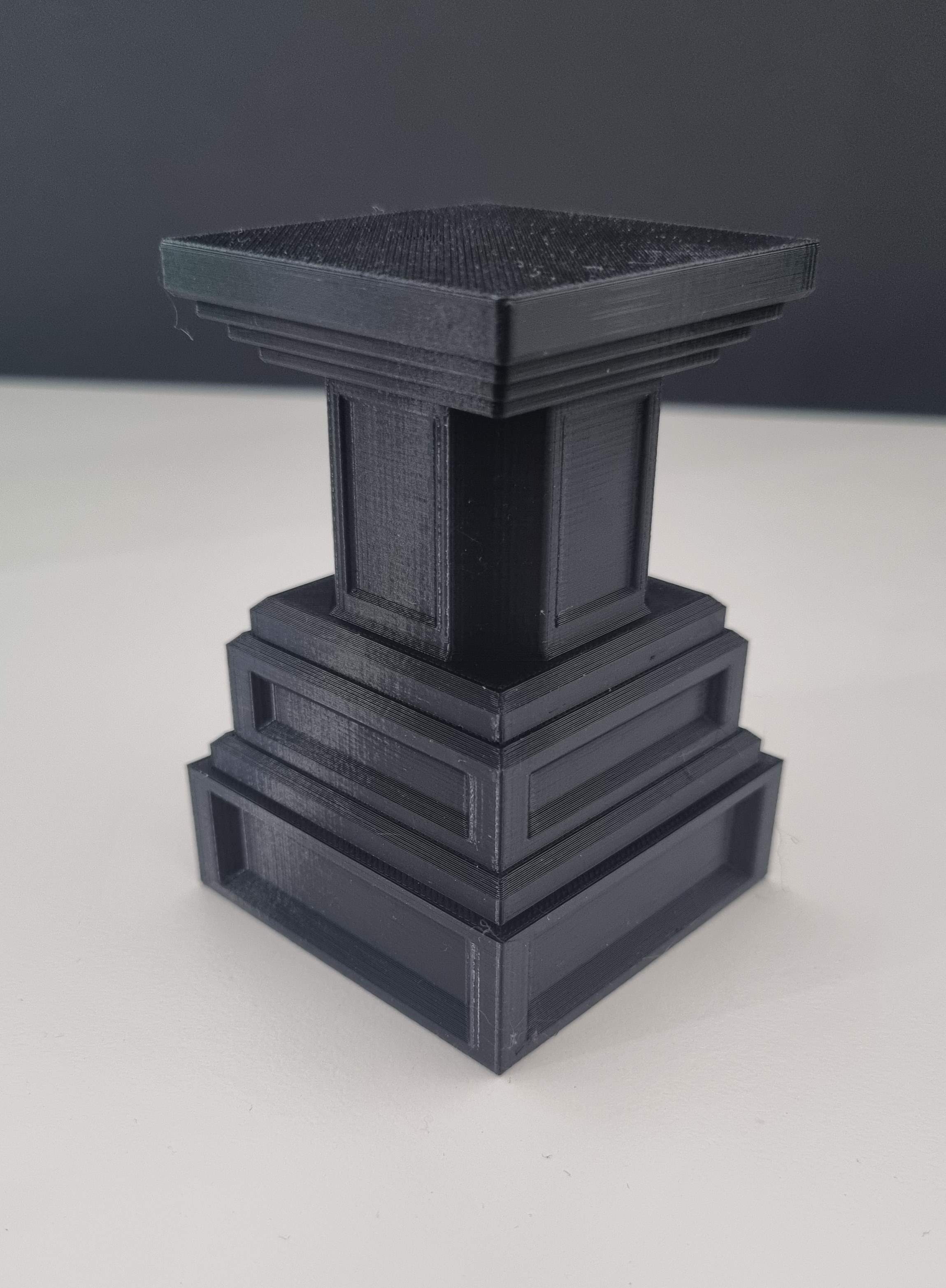 büst ayakta durmak Meydan boyut minyatür ölçeklenebilir Kulp destek Sanat 3D print model - Mito3D