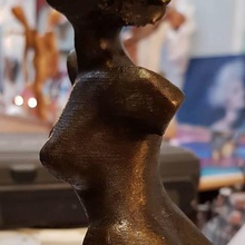 buste de femme art nude ruffious 3d print model - Mito3D