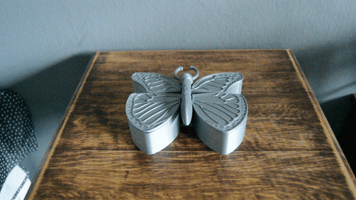 butterfly jewelry box print in place supportless gift giftbox secret art rings ring earring earrings 3d print model - Mito3D