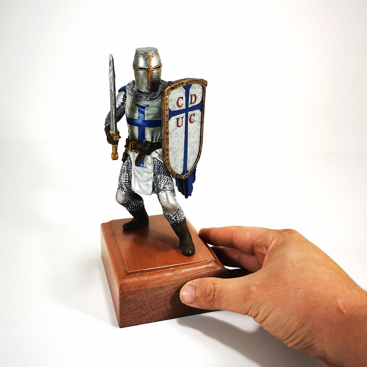 cavalheiro cruzado 3d Faculdade catolica cavaleiro uc forno impressão 3D print model - Mito3D