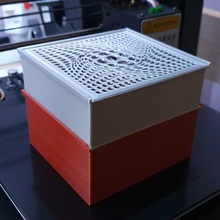 caja para piezas y ajedrez El tablero Spiel box Schach Schach-Brett 3d print model - Mito3D