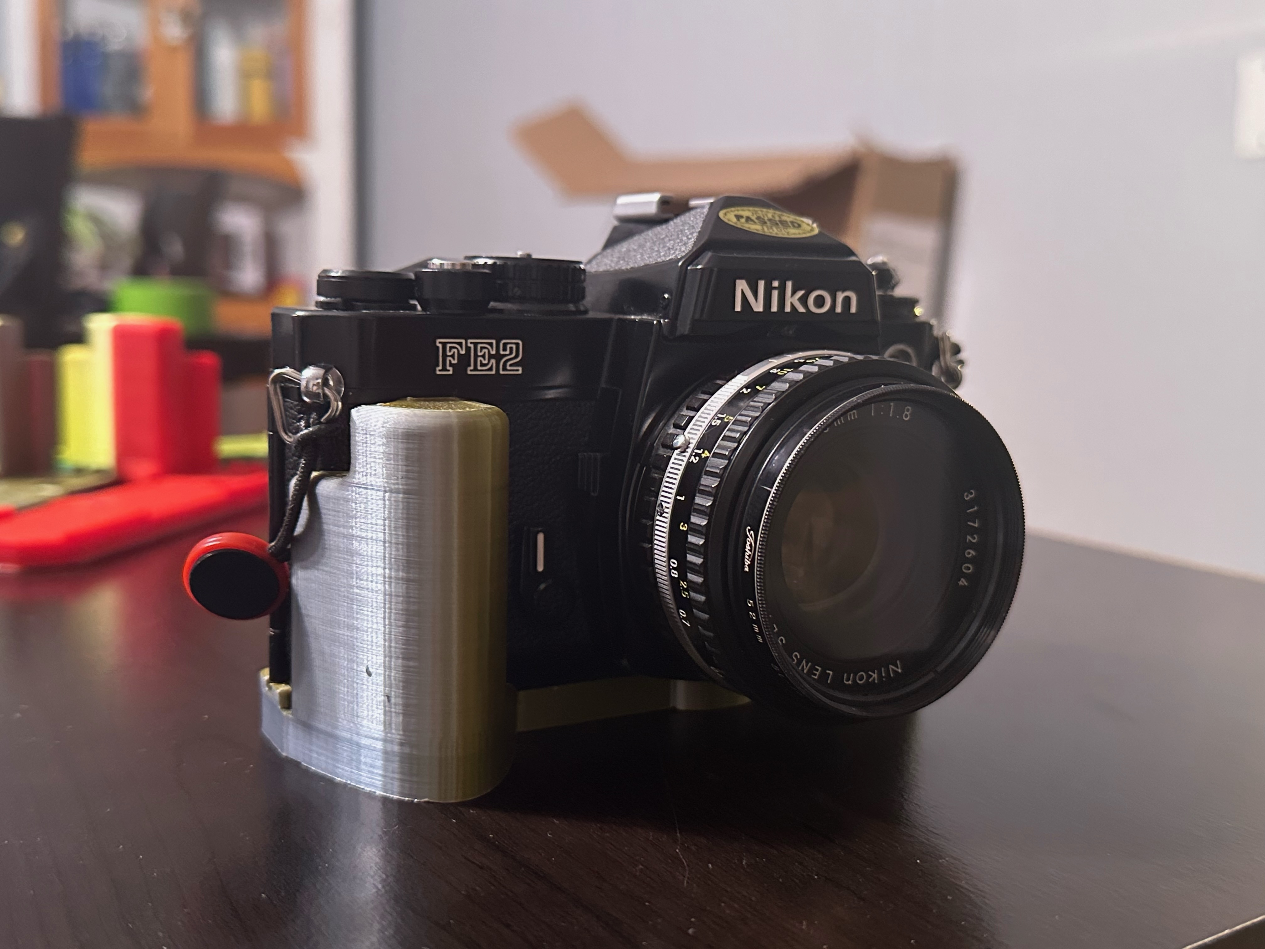 caméra poignée nikon fe2 film 3D print model - Mito3D