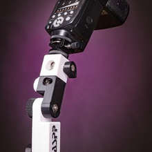 cámara flash con paraguas soporte de gadget blitz halter blitzhalter gelenkneiger halterung schirmhalter titular giratorio montaje en trípode 3d print model - Mito3D
