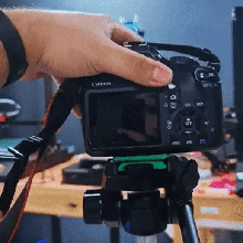 caméra trépied base monter amazone vis 3d print model - Mito3D