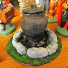 campfire game scenery miniature mock-up figurine 7cm provence santon pot cylinder lady jean 3d print model - Mito3D