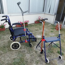 cane holder adaptable chairs walkers various support crutch wheelchair walker 3d print model - Mito3D