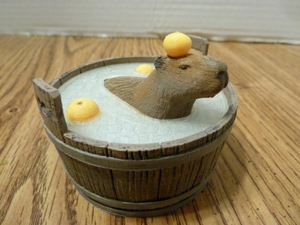capibara relájate tina naranjas agua naranja frío 3d print model - Mito3D