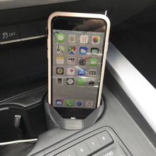 coche sostenedor de taza iphone 78 dock gadget 3d print model - Mito3D