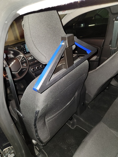 car hanger renault dacia coat sandero headrest 3d print model - Mito3D