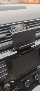 car phone holder 3d print mobil stand skoda travel petg carbon gadgets 3d print model - Mito3D