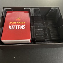 el titular de la tarjeta inserte explosión los gatitos juego 3d print model - Mito3D