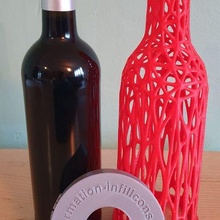 durum kılıf şişe bordo kafes Voronoi deko şarap tasarım 3d print model - Mito3D
