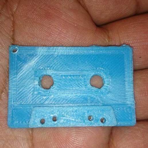 cassette keychain gadget audio 3D print model - Mito3D
