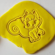cat princess cookie cutter home cookies 3d print model - Mito3D