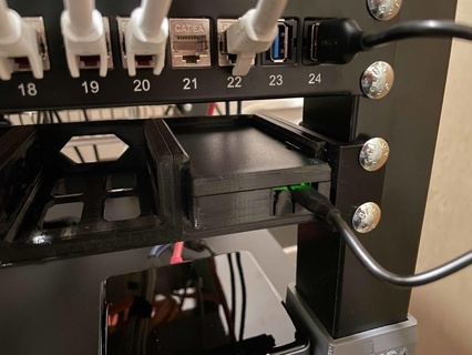 cc26x2r1 durum kılıf Kulp destek rpi raf binmek montaj dirsek Ahududu zigbee bilgisayar 3d print model - Mito3D