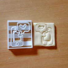 cellphone heart notification message cookie cutter home house dining baked bakery biscuit baking phone kitchen 3d print model - Mito3D