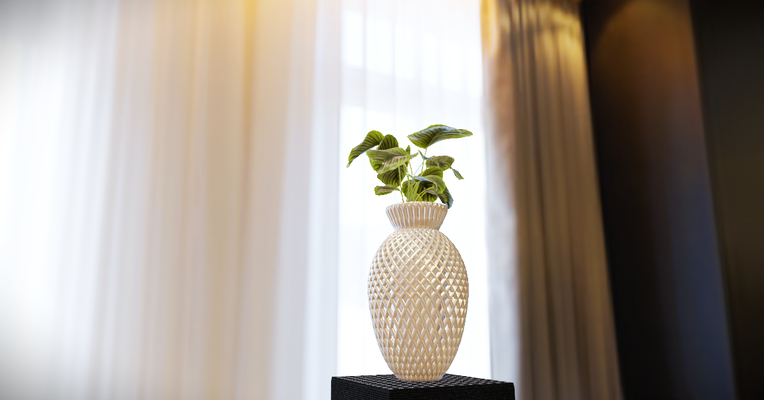 kelt vazo ev tencere ekici çanak yetiştiriciler ofis dekorasyon bahçe çiçek bitkisi bitkiler metalik mod stil by mohrinler 3d print model - Mito3D