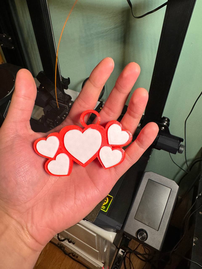 chain heart keychain art love valentines hearts loving girl friends 3d print model - Mito3D