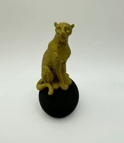 ghepardo animale scultura arte decorazione seduta scansione gatto oro figurina arredamento figura casa moderno tigre zoo gepard sculpfuns10 3d print model - Mito3D