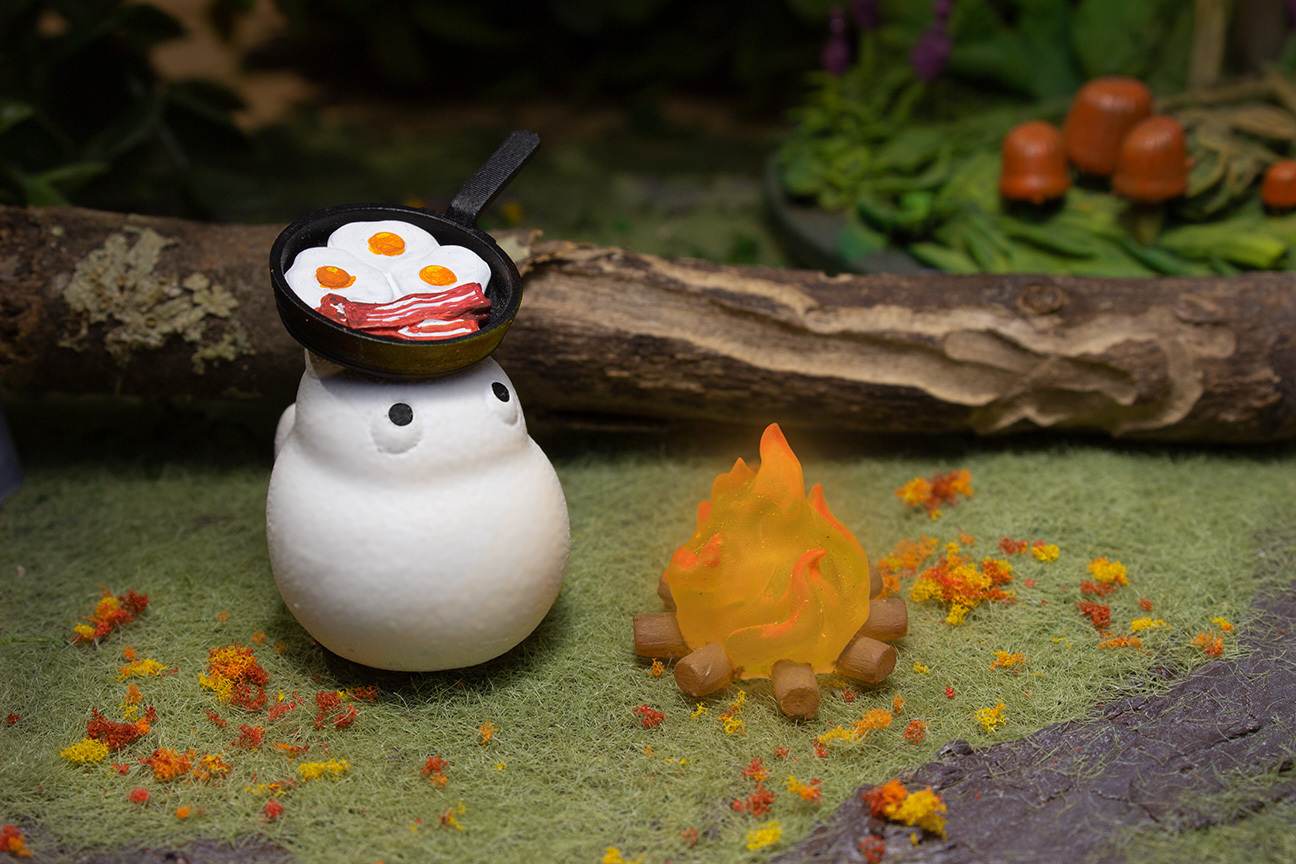 chibi totoro - frying pan neighbor toys diorama 3D print model - Mito3D