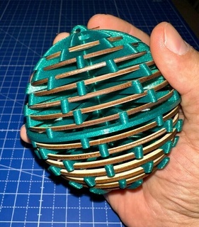 Natale palla albero avvitato utensili palle decorazione laser Taglio 3d_printing 3d print model - Mito3D