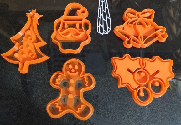 noel temalı kurabiye kesiciler ev baba madde kesici ağaç zencefilli çörek adam 3d print model - Mito3D