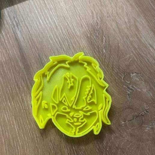 chucky cookie cutter stamp home food drink scary horror halloween guy good evil doll 3D print model - Mito3D