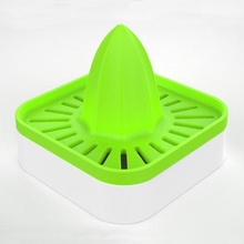 agrumes presse outil Accueil maison cuisine gadget 3d print model - Mito3D