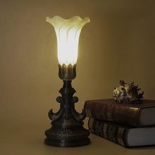 clásica lámpara de mesa casa 3d print model - Mito3D