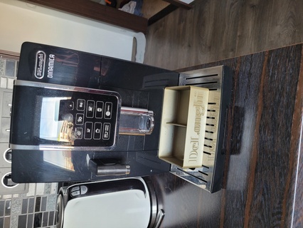 café fabricant Delonghi récipient l'eau 3d print model - Mito3D