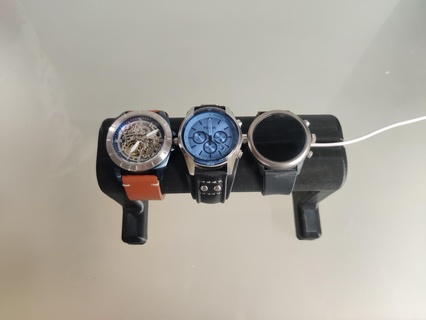 connected watch stand 3d print model - Mito3D