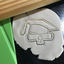 cookie cutter birrete cap graduated graduation home graduate 3d print model - Mito3D