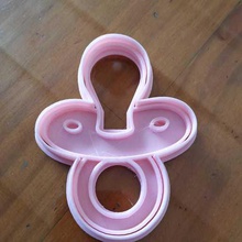 cookie cutter pacifier seal gadget cutting y hallmark baby 3d print model - Mito3D