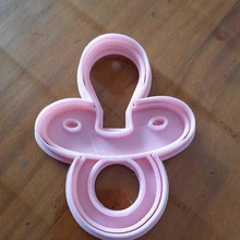 cookie cutter ciuccio tenuta gadget di taglio y segno distintivo baby 3d print model - Mito3D