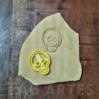 cookie cutter haloween skull home kitchen 3d print model - Mito3D