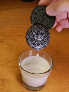 cookie dunker food milk drink snack 3d print model - Mito3D