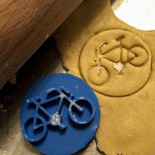 cookie stamp + cutter - bike bake kitchen sport 3d print model - Mito3D