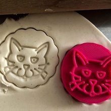 cookie stamp + cutter - cat bake kitchen halloween 3d print model - Mito3D