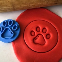 cookie stamp + cutter - paw bake kitchen 3d print model - Mito3D