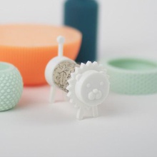 cork pals king lion gadget toys 3d print model - Mito3D