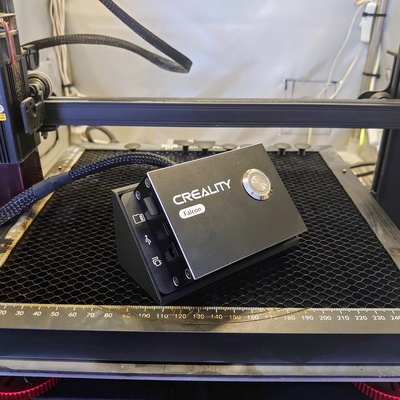 crialidade falcão caixa ficar pé ferramentas laser gravação 3d print model - Mito3D