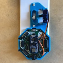 crickit interruptor da luz de suporte do servo ferramenta A impressão 3d tampo mesa micro microservo iluminação penas o bluetooth bluefruit adafruit pena 3d print model - Mito3D