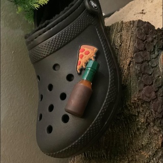 croc tobasco holder accessory 125 oz bottle jibbit sauce mini 3d print model - Mito3D