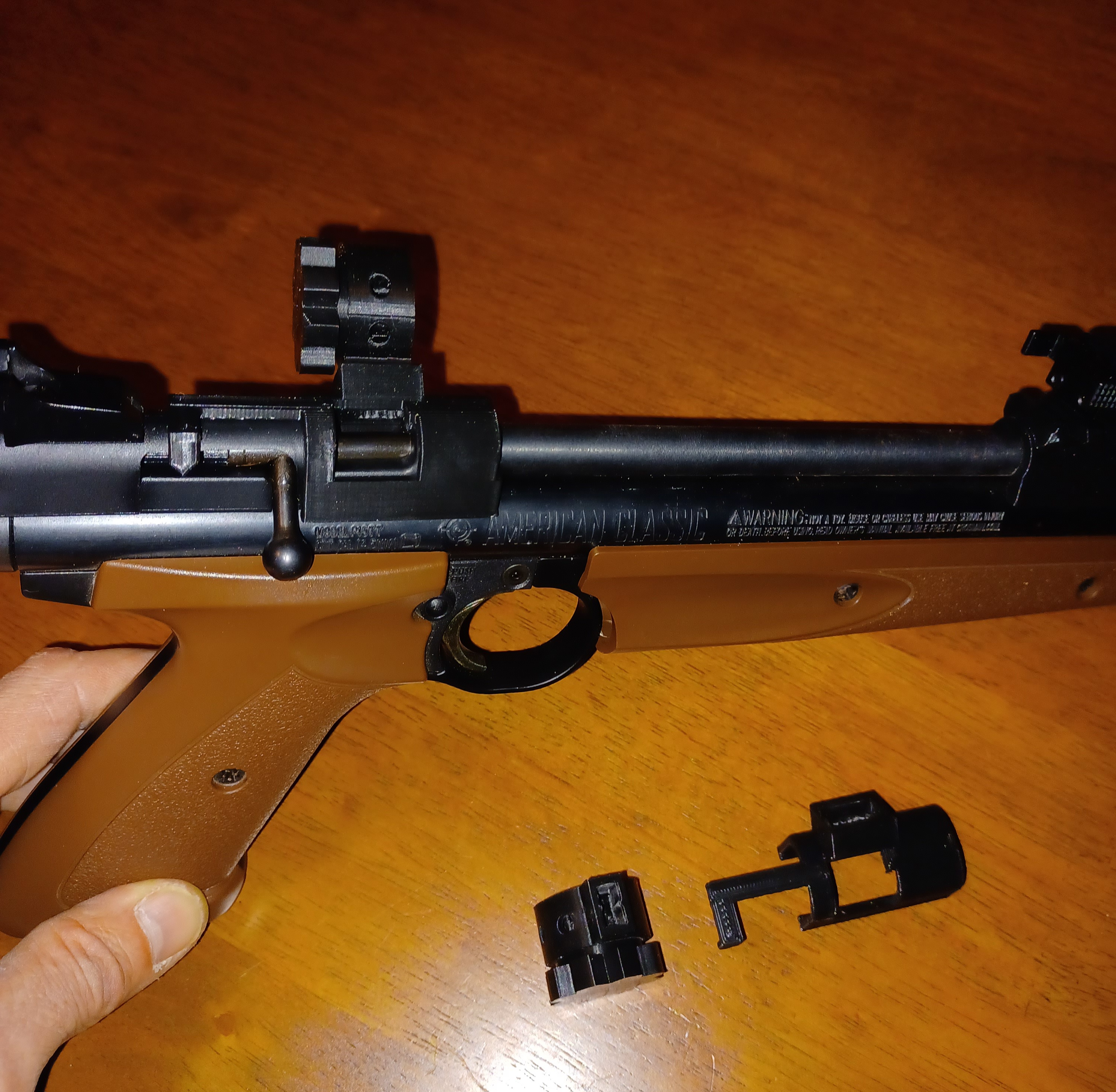 crosman 1322 2240 362 8 volta carregador pelota arma fogo 3D print model - Mito3D
